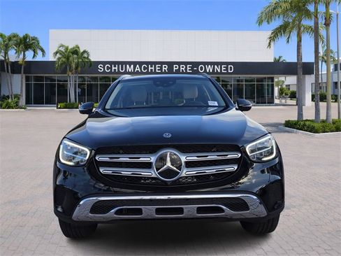 Used 2021 Mercedes-Benz GLC 300 image 2