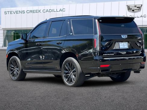Used 2021 Cadillac Escalade Sport Platinum AWD/4WD image 5