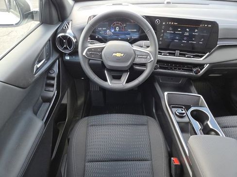 New 2026 Chevrolet Equinox LT w/ Safety and Technology Package FWD image 28
