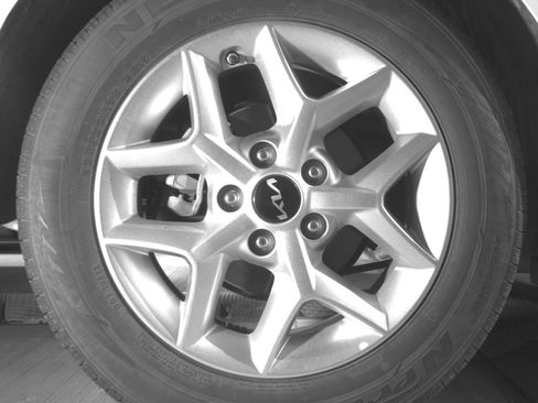 Used 2025 Kia Soul LX w/ LX Technology Package FWD image 20