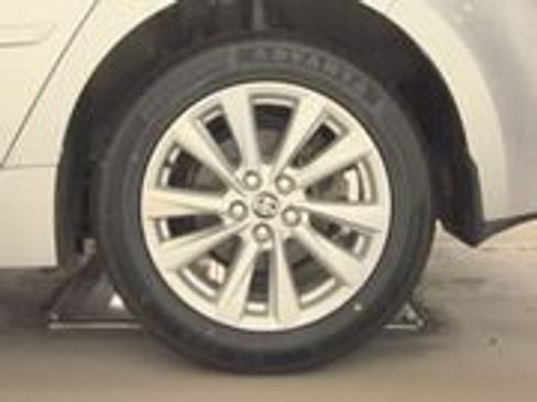 Used 2023 Toyota Corolla SE FWD image 9