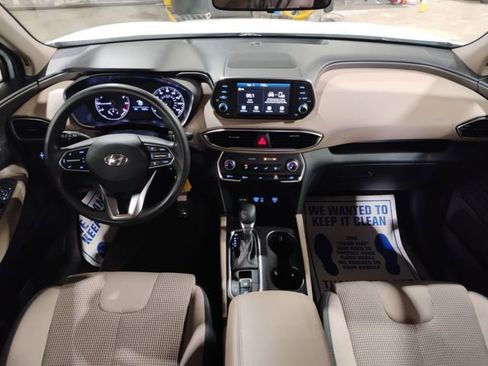 Used 2020 Hyundai Santa Fe SE image 21
