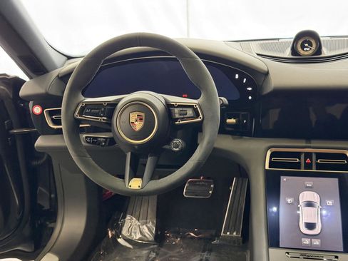 Certified 2025 Porsche Taycan 4S image 17