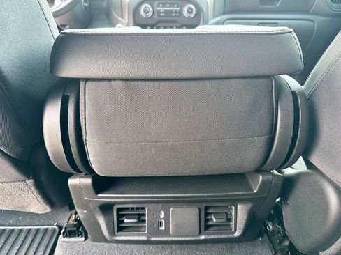 Used 2024 Chevrolet Silverado 1500 Custom Trail Boss w/ LPO, Dark Essentials Package image 20