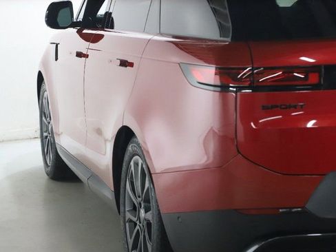 Certified 2024 Land Rover Range Rover Sport SE image 6