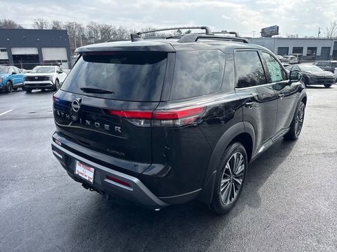 New 2026 Nissan Pathfinder Platinum w/ Cargo Package FWD image 5