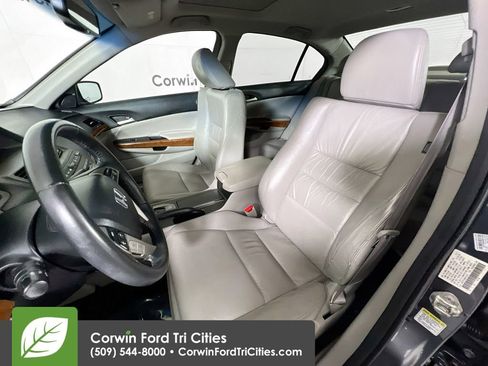 Used 2011 Honda Accord EX-L image 23