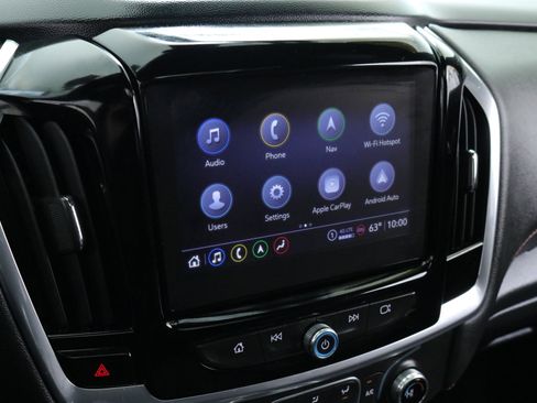 Used 2023 Chevrolet Traverse RS image 17