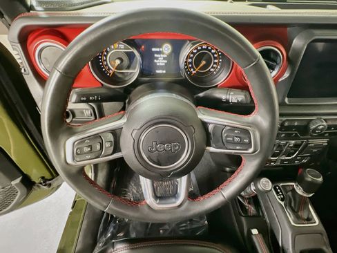 Used 2023 Jeep Gladiator Rubicon w/ LED Lighting Group AWD/4WD image 11