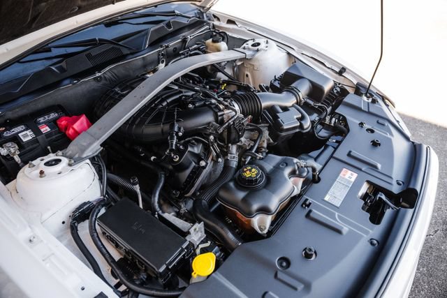 Used 2013 Ford Mustang Premium RWD image 62