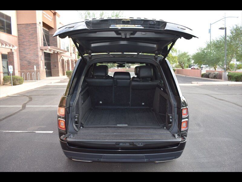 Used 2020 Land Rover Range Rover HSE AWD/4WD image 24