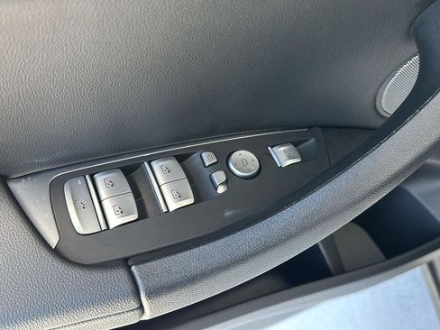 Certified 2024 BMW X4 xDrive30i w/ Premium Package image 29