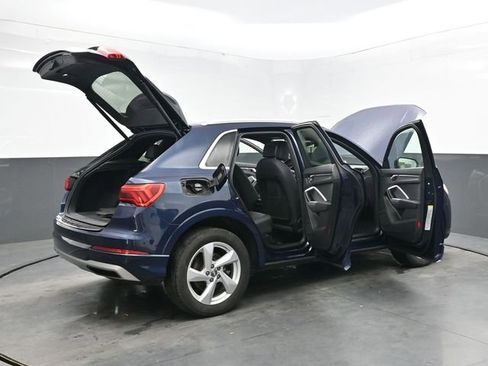 Used 2020 Audi Q3 2.0T Premium image 45