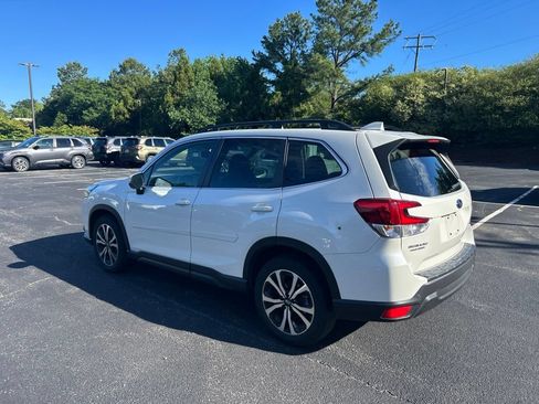 Used 2023 Subaru Forester Limited AWD/4WD image 7