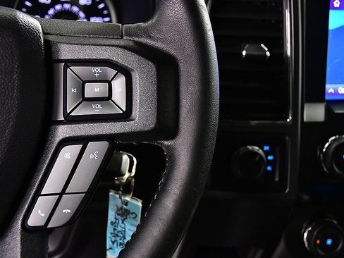 Used 2020 Ford F150 XLT w/ Equipment Group 302A Luxury image 24