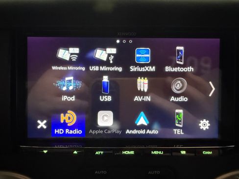 Used 2014 Jeep Wrangler Unlimited Sahara image 12