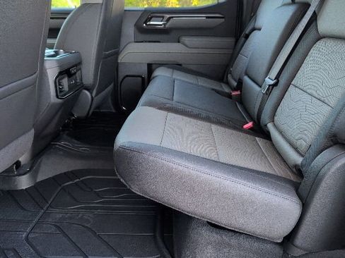 New 2026 Chevrolet Silverado 1500 ZR2 image 7