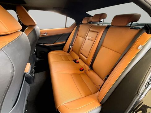 Used 2024 Lexus IS 300 w/ Comfort Package RWD image 18