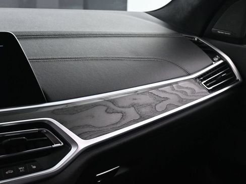 Used 2019 BMW X7 xDrive40i w/ Premium Package AWD/4WD image 44