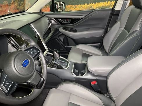Certified 2025 Subaru Outback Onyx Edition AWD/4WD image 26
