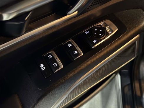 Used 2024 Kia Telluride LX image 16