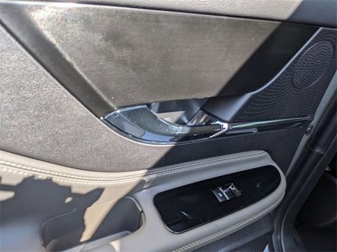 New 2024 Lincoln Corsair Reserve w/ Equipment Group 201A image 29