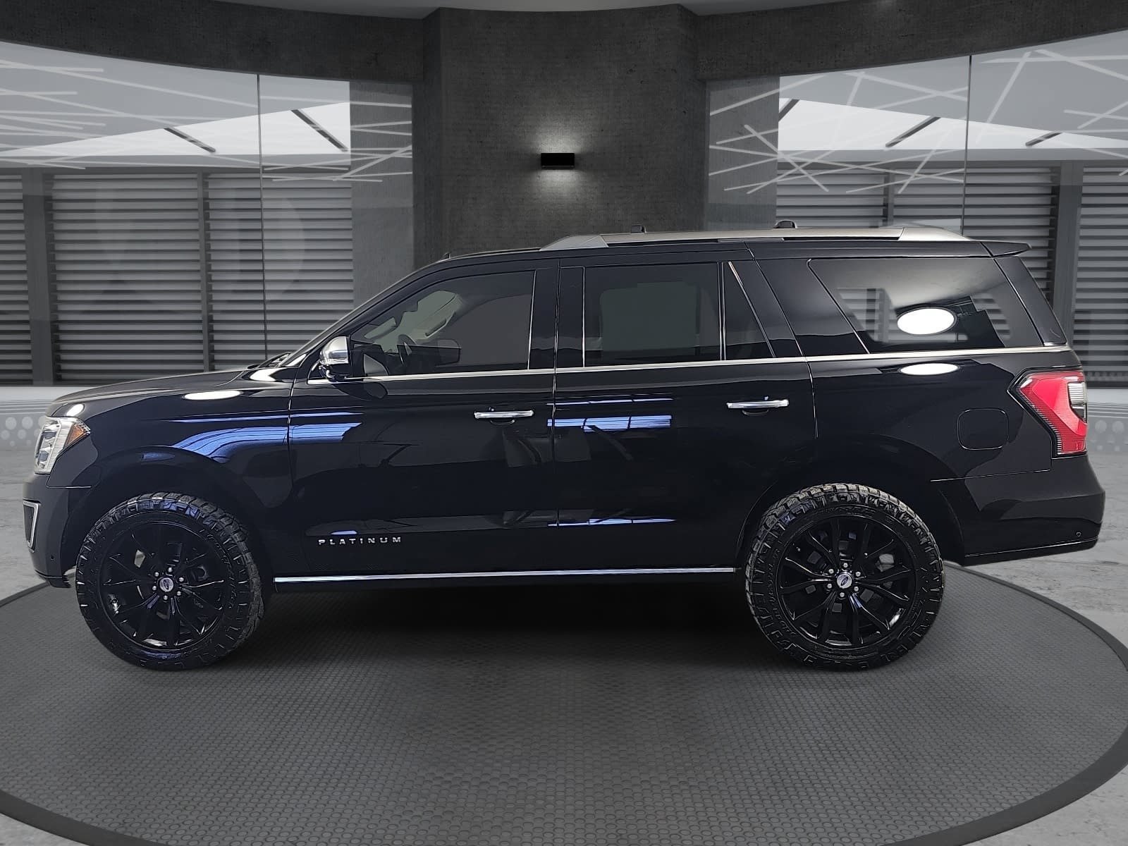 Used 2019 Ford Expedition Platinum AWD/4WD image 8