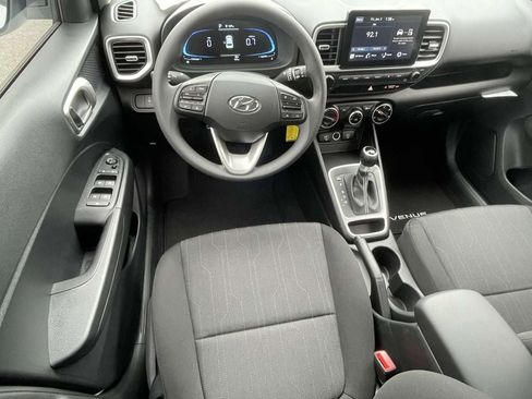 New 2026 Hyundai Venue SE image 11