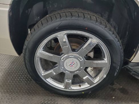 Used 2009 Cadillac Escalade 4WD Hybrid image 19