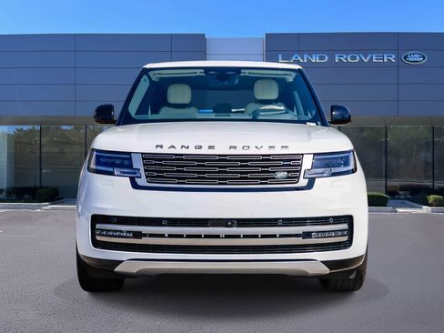 New 2026 Land Rover Range Rover SE image 2