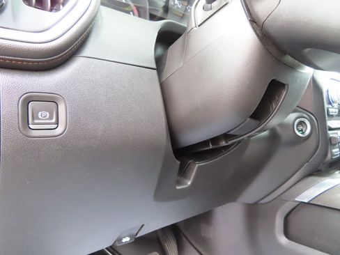 Used 2022 GMC Sierra 2500 AT4 w/ Gooseneck/5TH Wheel Package image 33