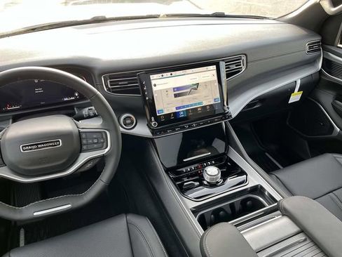 New 2026 Jeep Grand Wagoneer 4WD w/ Premium Group I image 13