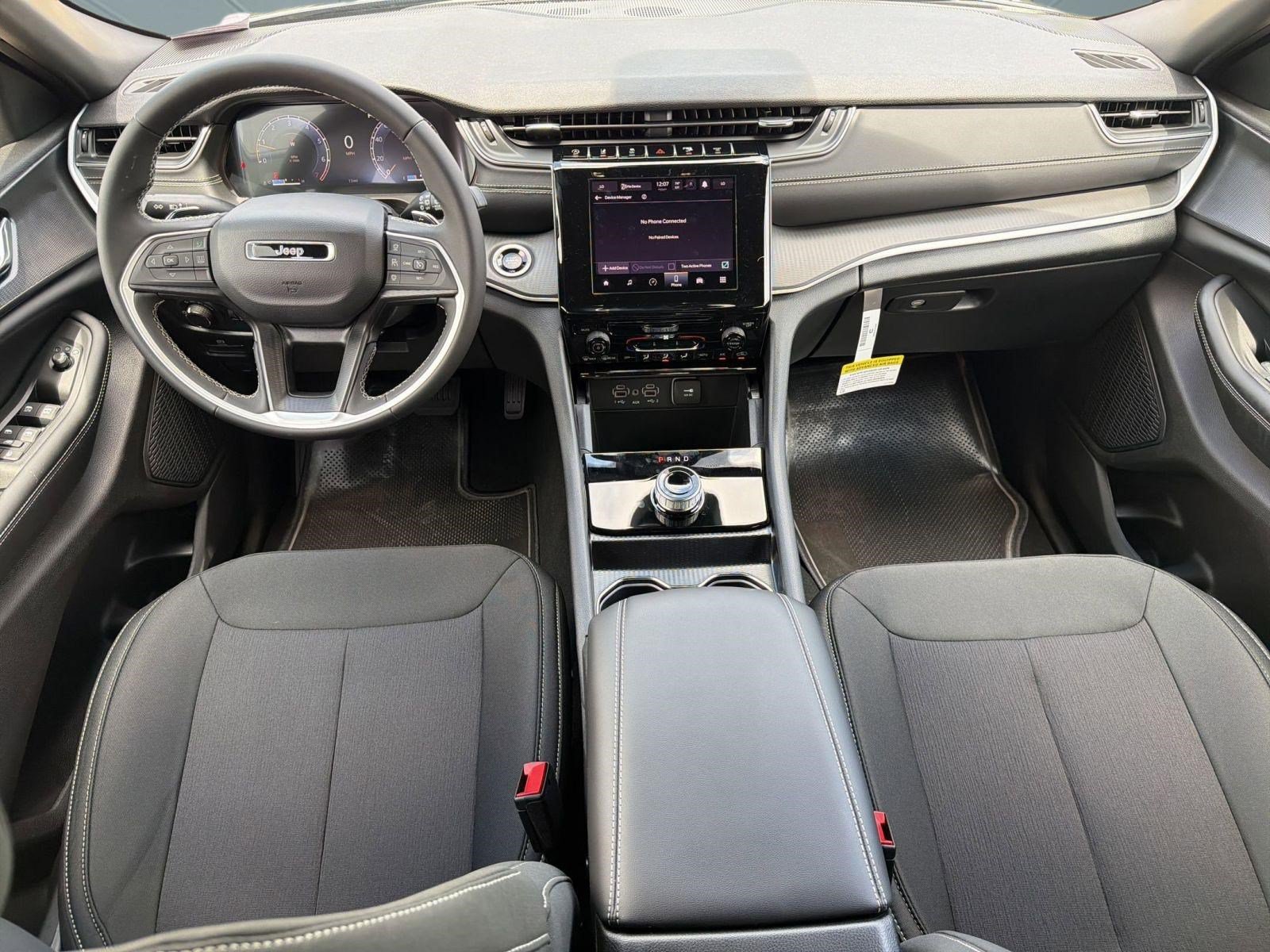 New 2026 Jeep Grand Cherokee Laredo RWD image 15