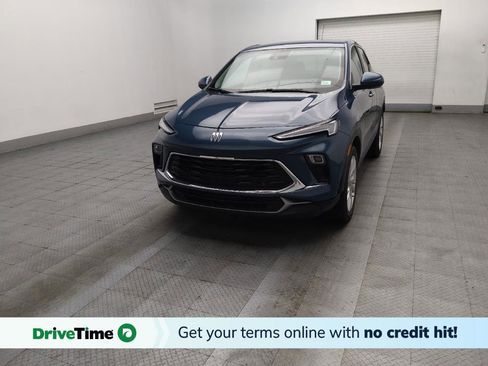 Used 2024 Buick Encore GX Preferred FWD image 1