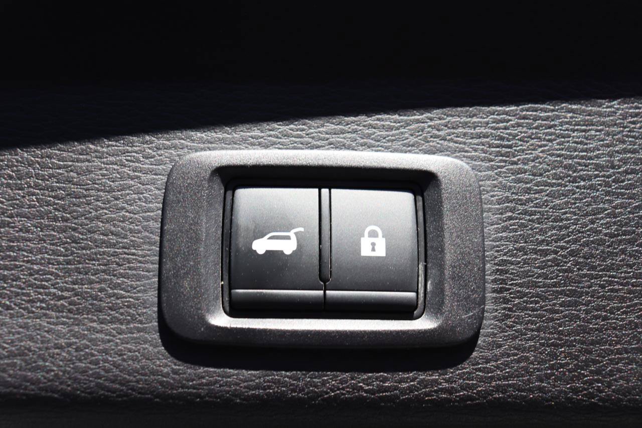 Used 2024 Mitsubishi Outlander FWD image 60