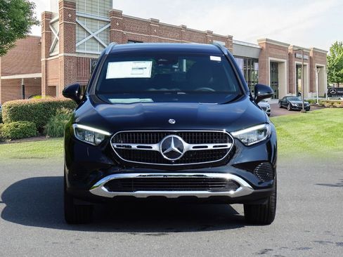 Certified 2025 Mercedes-Benz GLC 300 4MATIC image 2