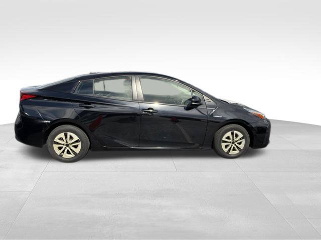 Used 2022 Toyota Prius LE FWD image 8