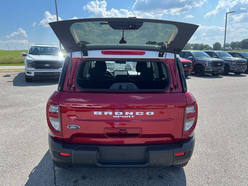 New 2025 Ford Bronco Sport Heritage w/ Convenience Package image 17