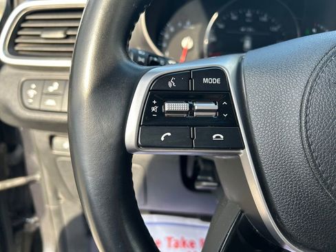 Used 2020 Kia Sorento EX AWD/4WD image 71