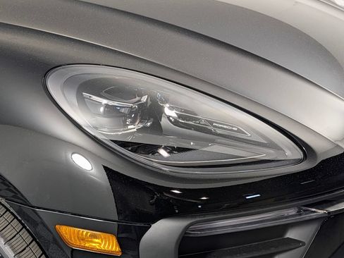 New 2026 Porsche Macan AWD/4WD image 15