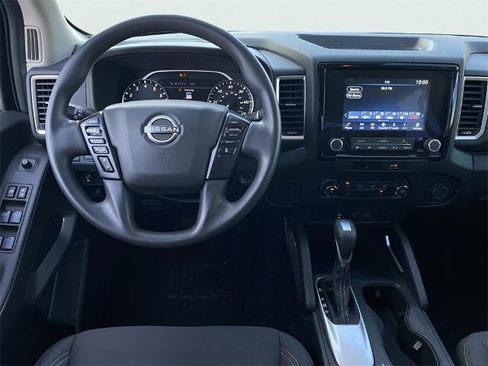 Certified 2023 Nissan Frontier SV w/ Technology Package image 17