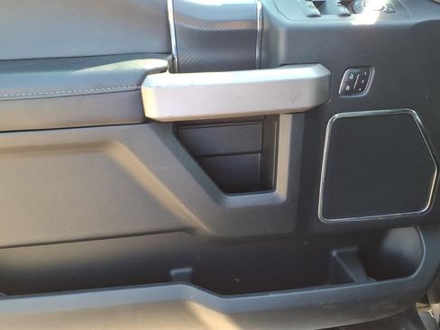 Used 2020 Ford F150 Lariat w/ Equipment Group 502A Luxury AWD/4WD image 14