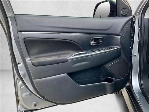 Used 2022 Mitsubishi Outlander Sport LE image 18