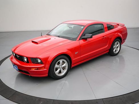 Used 2007 Ford Mustang GT RWD image 8