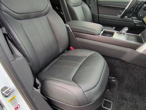 New 2026 Land Rover Range Rover Long Wheelbase Autobiography image 23