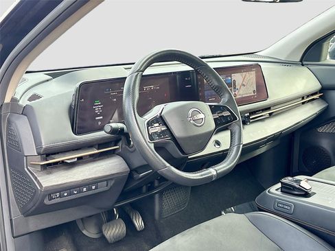 Used 2023 Nissan Ariya FWD image 9