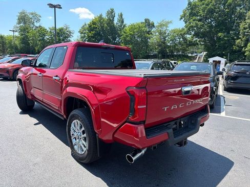 Certified 2025 Toyota Tacoma Limited AWD/4WD image 7