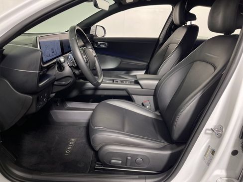 Used 2023 Hyundai Ioniq 6 SEL RWD image 12