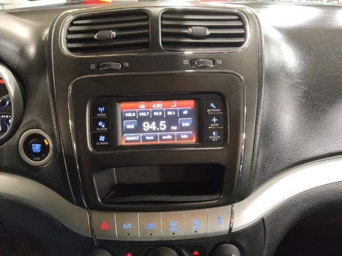 Used 2017 Dodge Journey Crossroad image 25