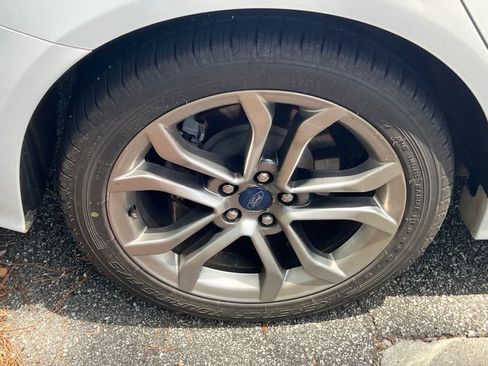 Used 2019 Ford Fusion SEL FWD image 6